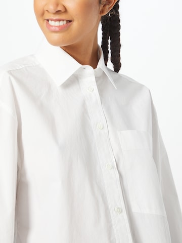 Camicia da donna di Banana Republic in bianco