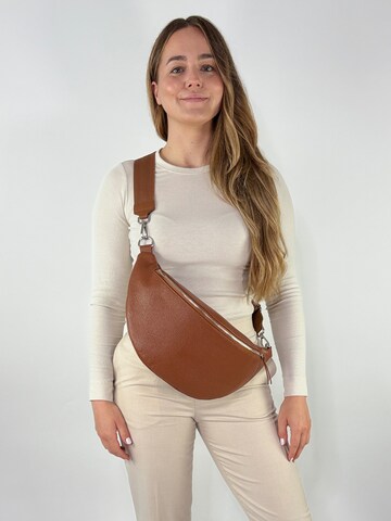 lePelou Fanny Pack 'ROMA' in Brown