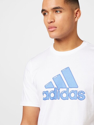 ADIDAS SPORTSWEAR - Camisa funcionais 'Logo Pen Fill - Graphic' em branco