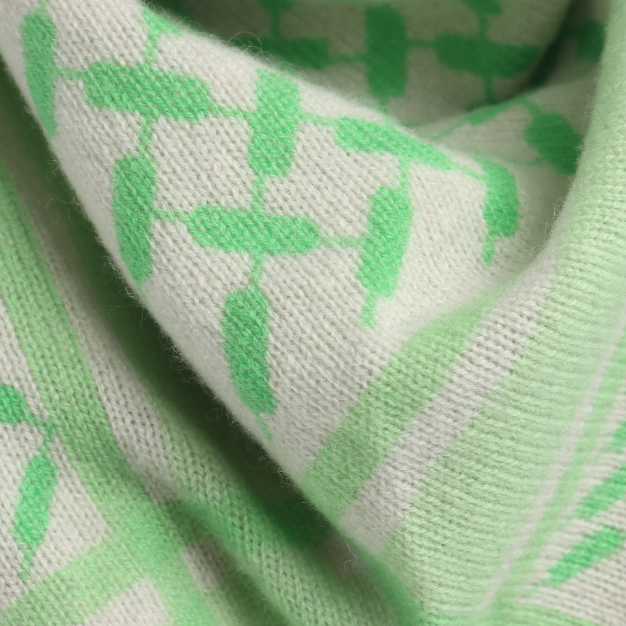 Lala Berlin Scarf & Wrap in One size in Green