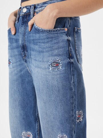 Tommy Jeans Tapered Jeans in Blau