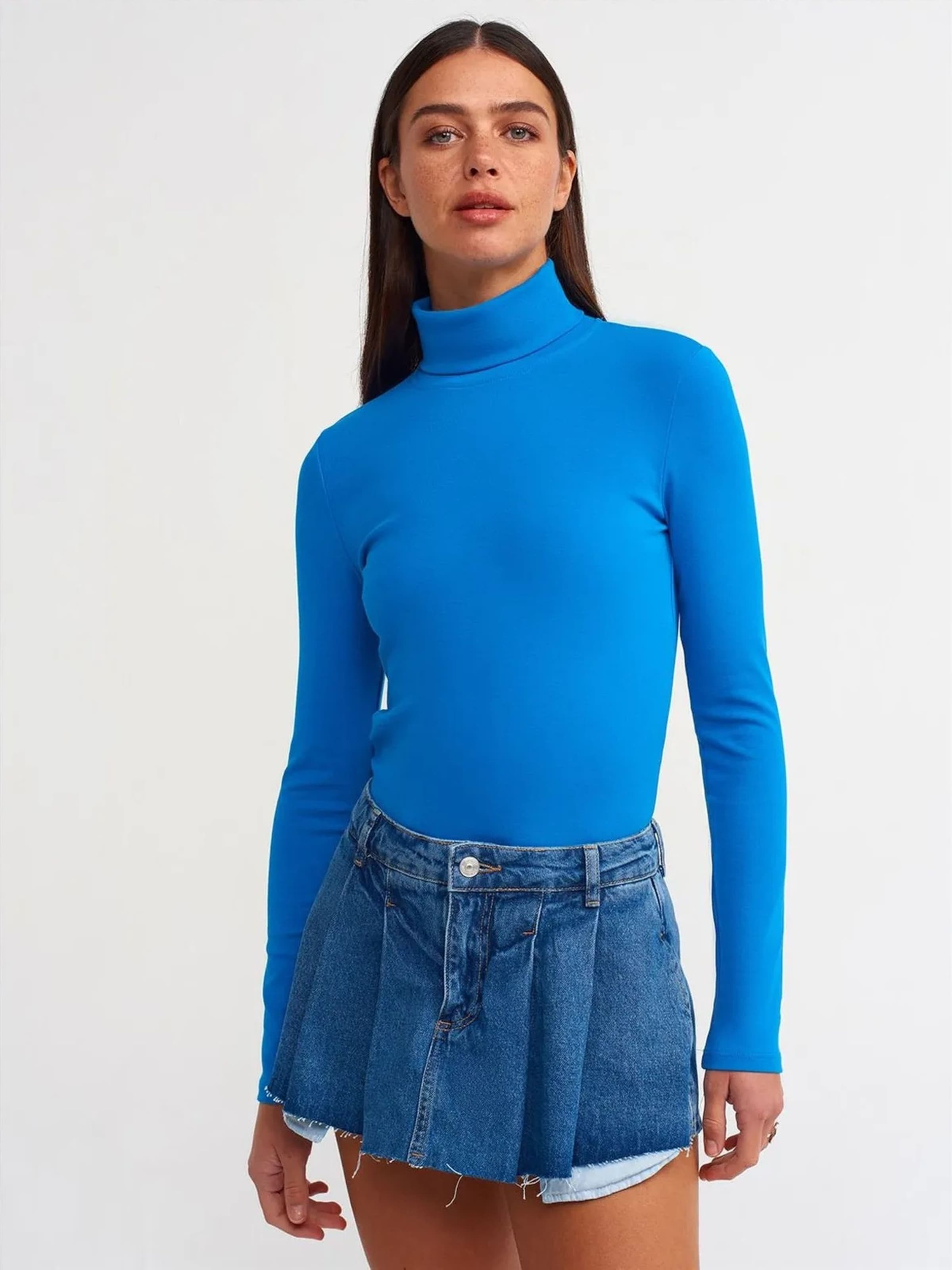 Dilvin - Top em azul: frente