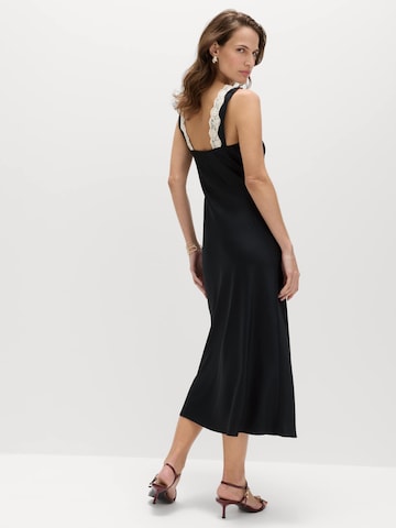 Abito di Marks & Spencer in nero