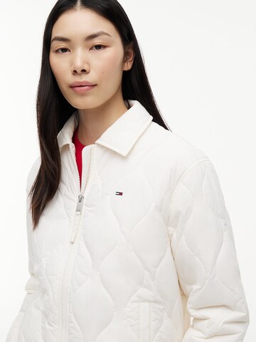 Veste mi-saison Tommy Jeans en blanc
