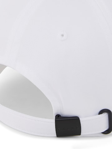 FALKE Athletic Cap in White