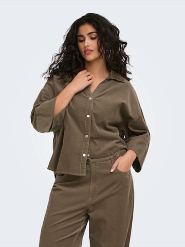 ONLY Carmakoma Blouse 'CARNESSA' in Bruin: voorkant