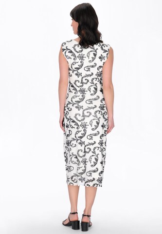 Usha - Vestido em roxo