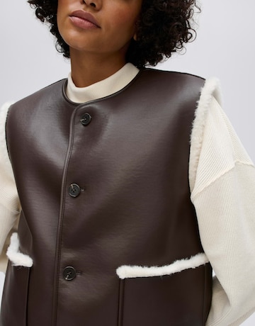 OPUS Vest in Beige