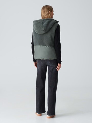 OPUS Vest 'Windus' in Green