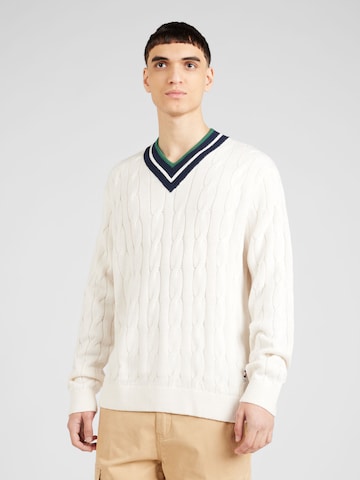 Tommy Jeans Sweater in White: front