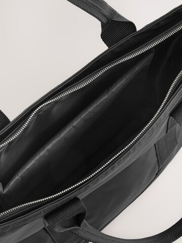 Next Shopper in Black