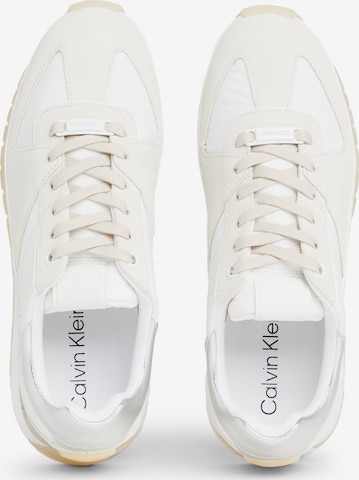 Calvin Klein Sneakers low i hvit