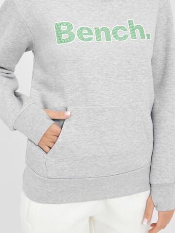BENCH Sweatshirt 'TEALY' i grå