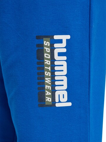 Hummel Loosefit Sporthose in Blau