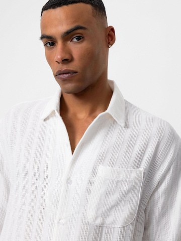 Antioch Comfort fit Button Up Shirt in White