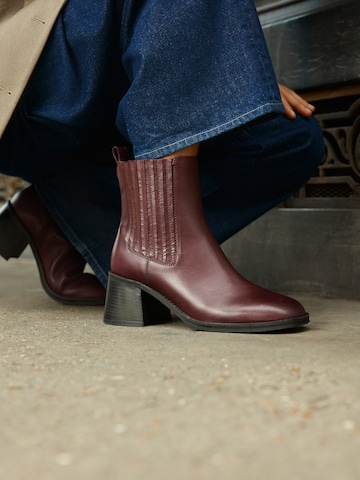 Botine 'Forever Comfort' de la Next pe roșu