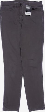 Toni Gard Jeans in 29 in Grey: front