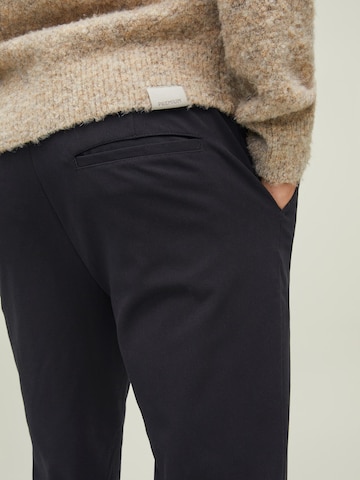 JACK & JONES Slimfit Broek 'Xavier' in Zwart