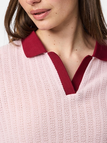 T-shirt 'PCAlysia' PIECES en rose