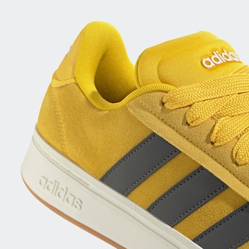 ADIDAS SPORTSWEAR Sneakers 'Grand Court Alpha 00s' in Yellow