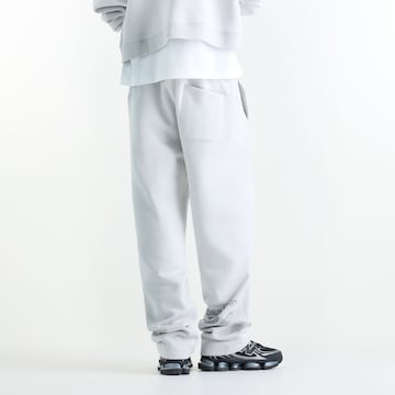 new balance - Loosefit Pantalón en blanco
