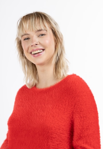 MYMO Sweater in Red