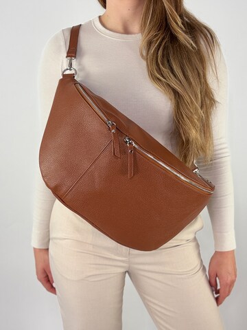 lePelou Fanny Pack 'CLARA' in Brown