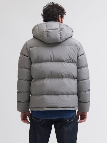 Portland Outerwear Company Between-Season Jacket in Grey