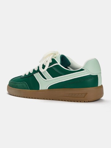 Pull&Bear Platform trainers in Green