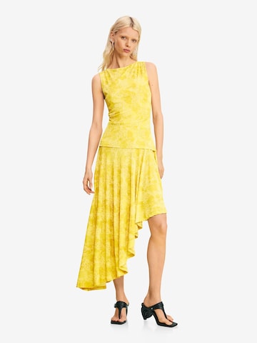 DesigualHaljina - žuta boja: prednji dio