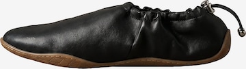 Calvin Klein Ballerina in Black: front