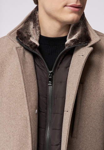 ROY ROBSON Winter Coat in Beige