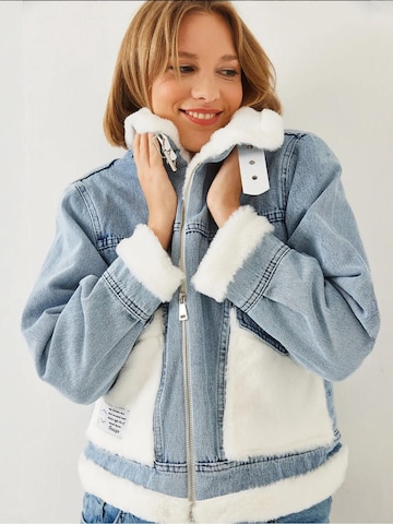 Bianco Lucci Tussenjas in Blauw
