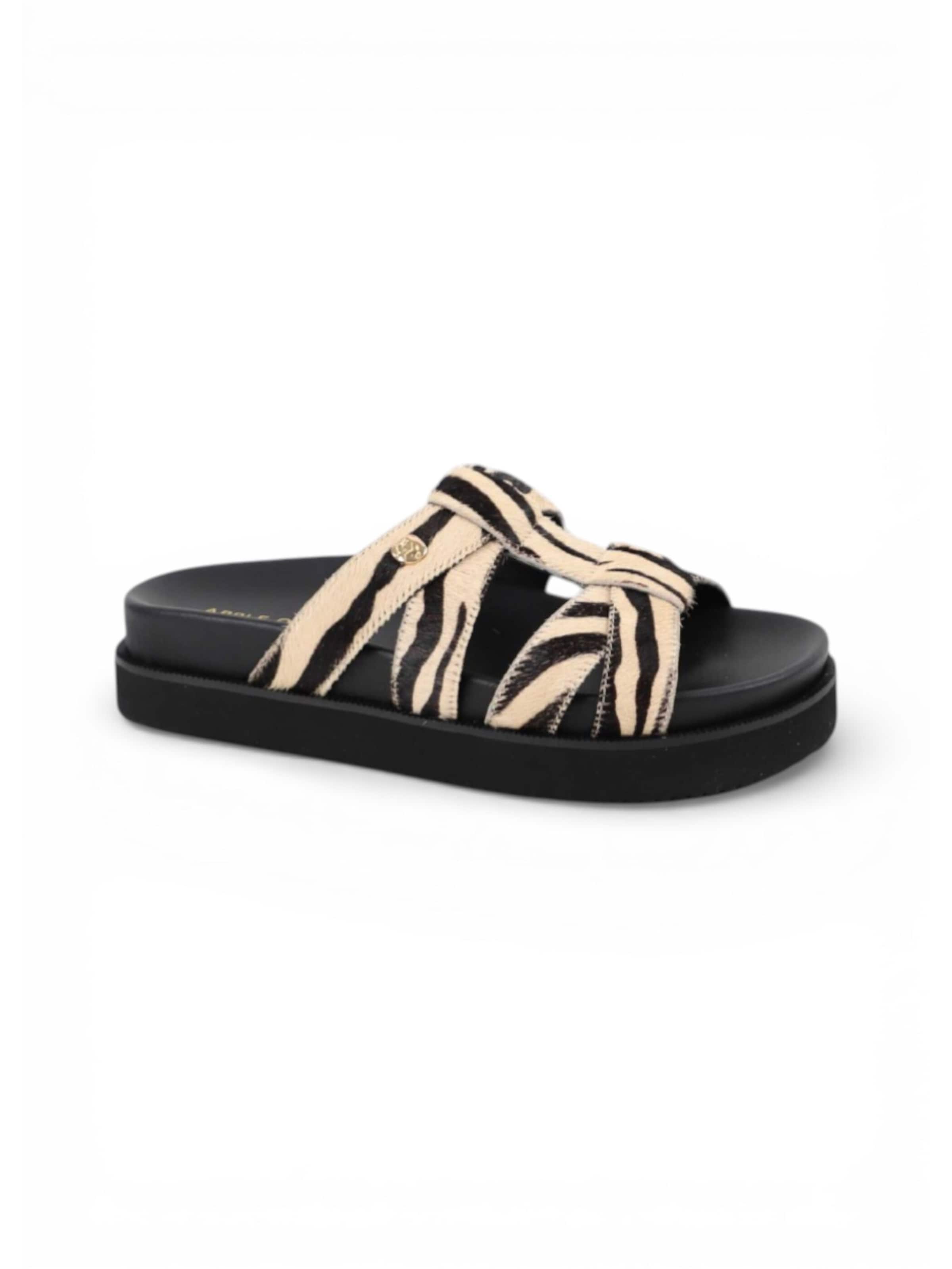 Apple of Eden Mule 'REMI' in Beige