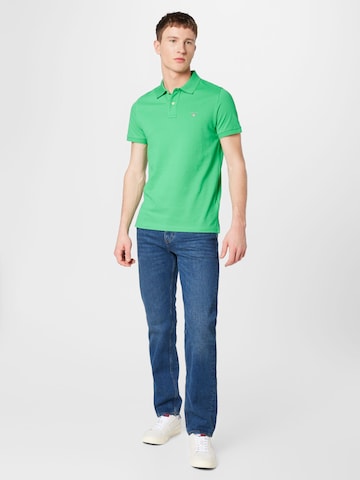 Tricou 'Rugger' de la GANT pe verde