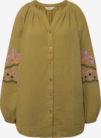 Studio Untold Blouse in Green: front