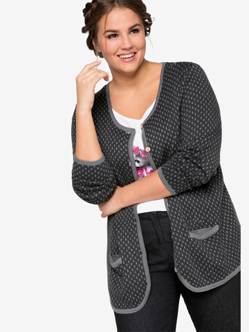 SHEEGO Knitted Janker in Grey