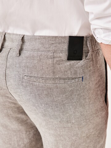 REDPOINT Regular Hose in Braun