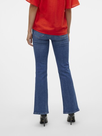 VERO MODA Flared Jeans 'Phoebe' in Blauw