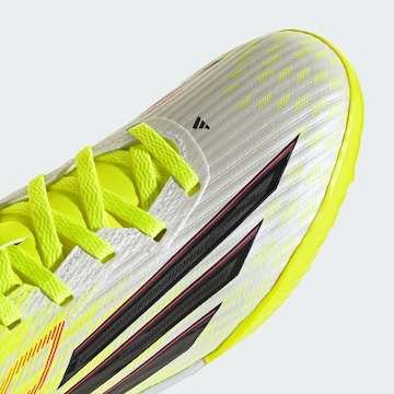 ADIDAS PERFORMANCE - Calzado deportivo 'F50 League' en amarillo