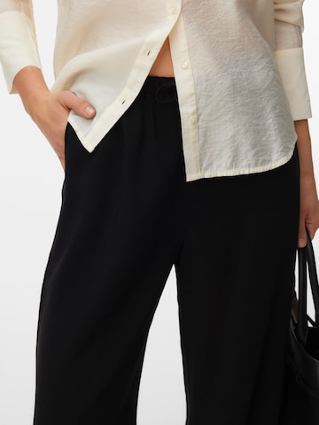 VERO MODA Wide Leg Hose 'VMKATIE' in Schwarz