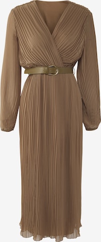 Robe Trendyol en vert : devant