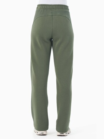 Organication Regular Pants in Green