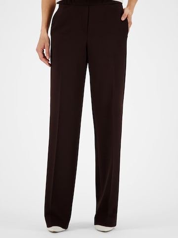 Gardeur Regular Broek in Bruin: voorkant