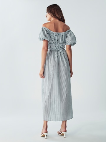 Rochie de la Willa pe verde: spate