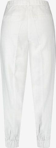 GERRY WEBER Regular Pleat-front trousers in White