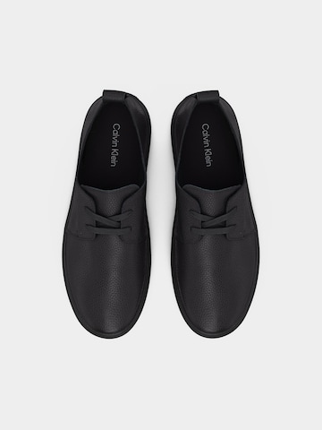 Calvin Klein Fűzős cipő 'HYBRID' - fekete