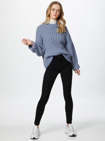 VILA Skinny Jeans in Zwart