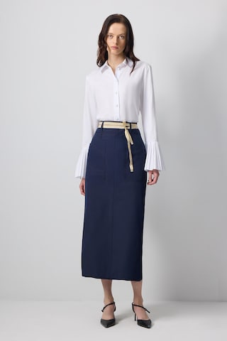 Touche Prive Skirt in Blue