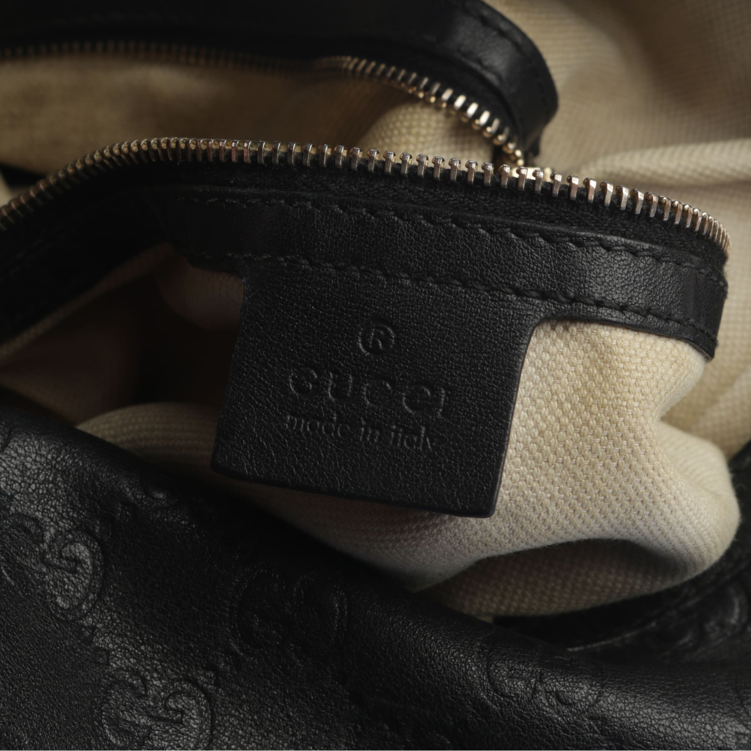 Gucci Schultertasche / Umhängetasche One Size in Schwarz